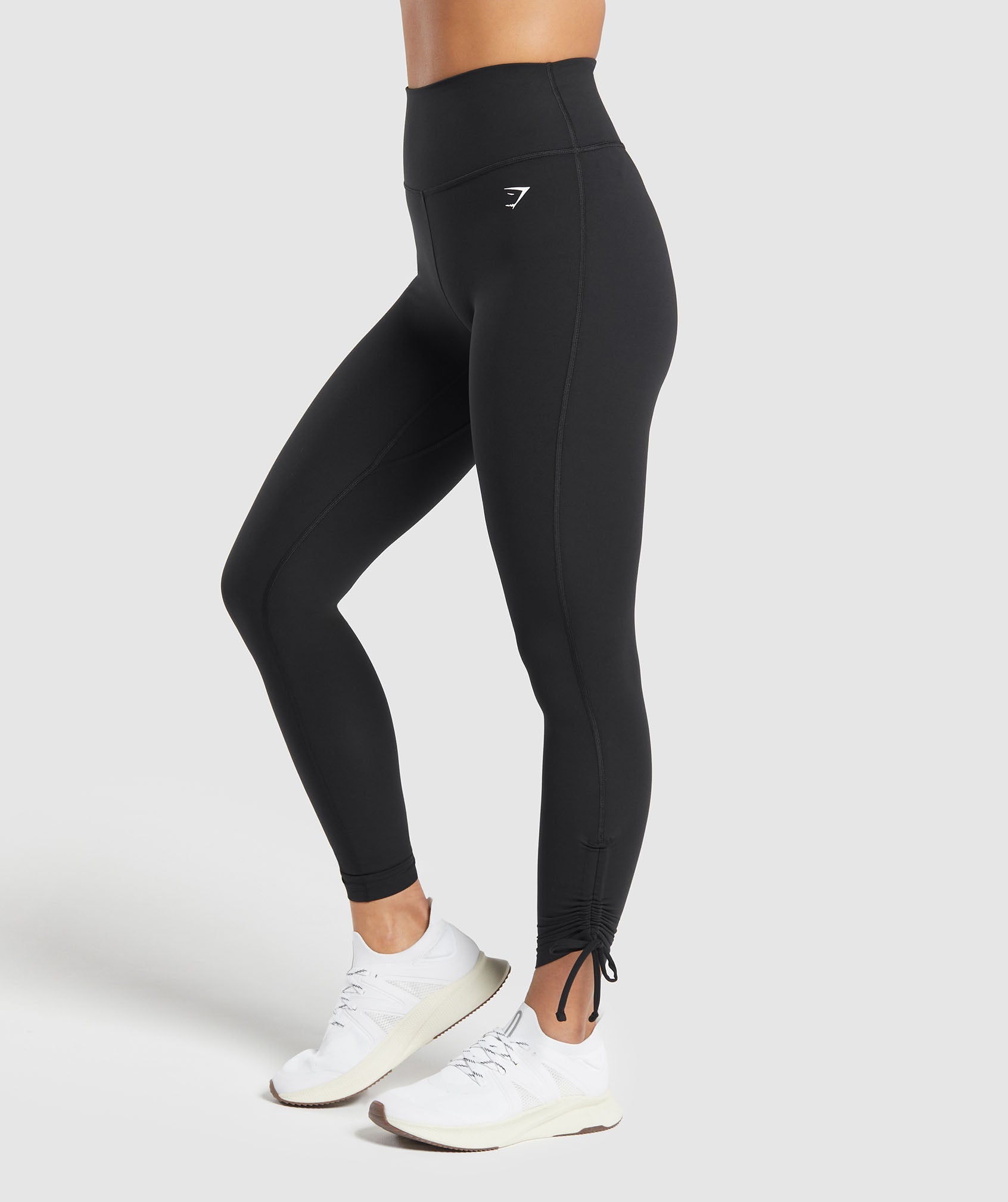 Ribbon Ankle Leggings in Black - view 3