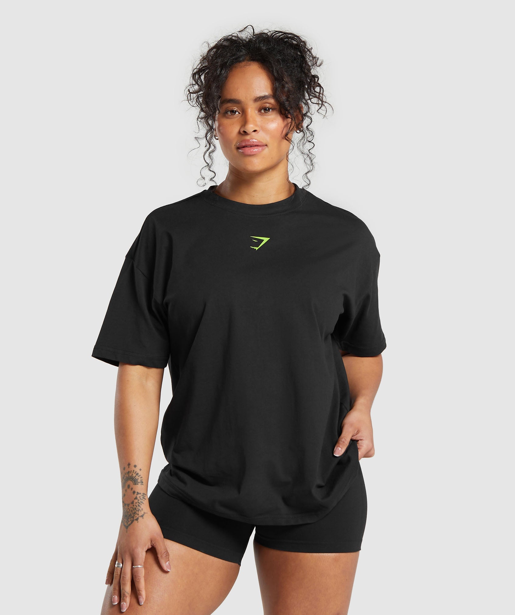 Set n Reps Oversized T-Shirt in Black - view 2