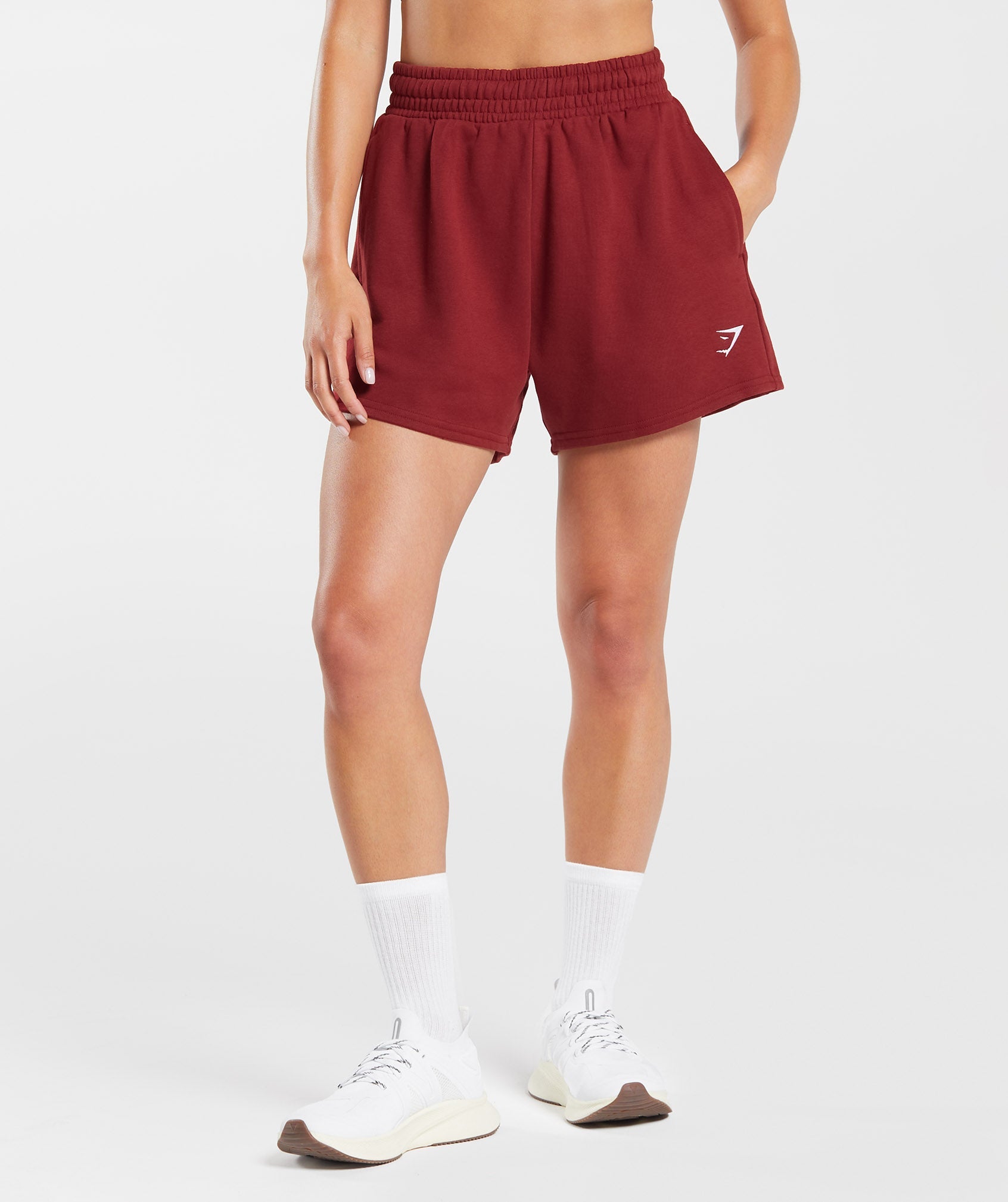 Training Fleece Shorts in Spiced Red