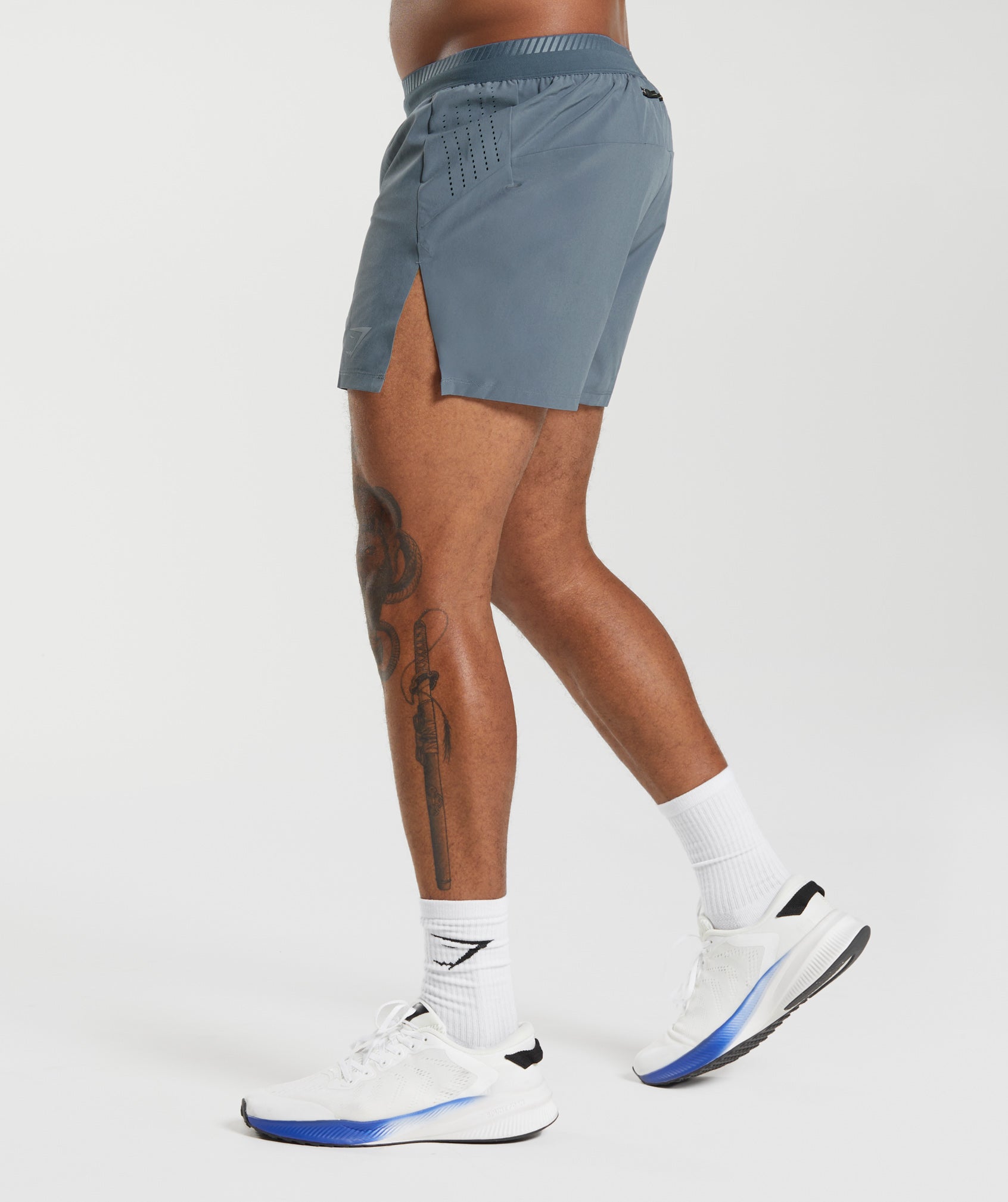 Apex Run 4" Shorts in Evening Blue