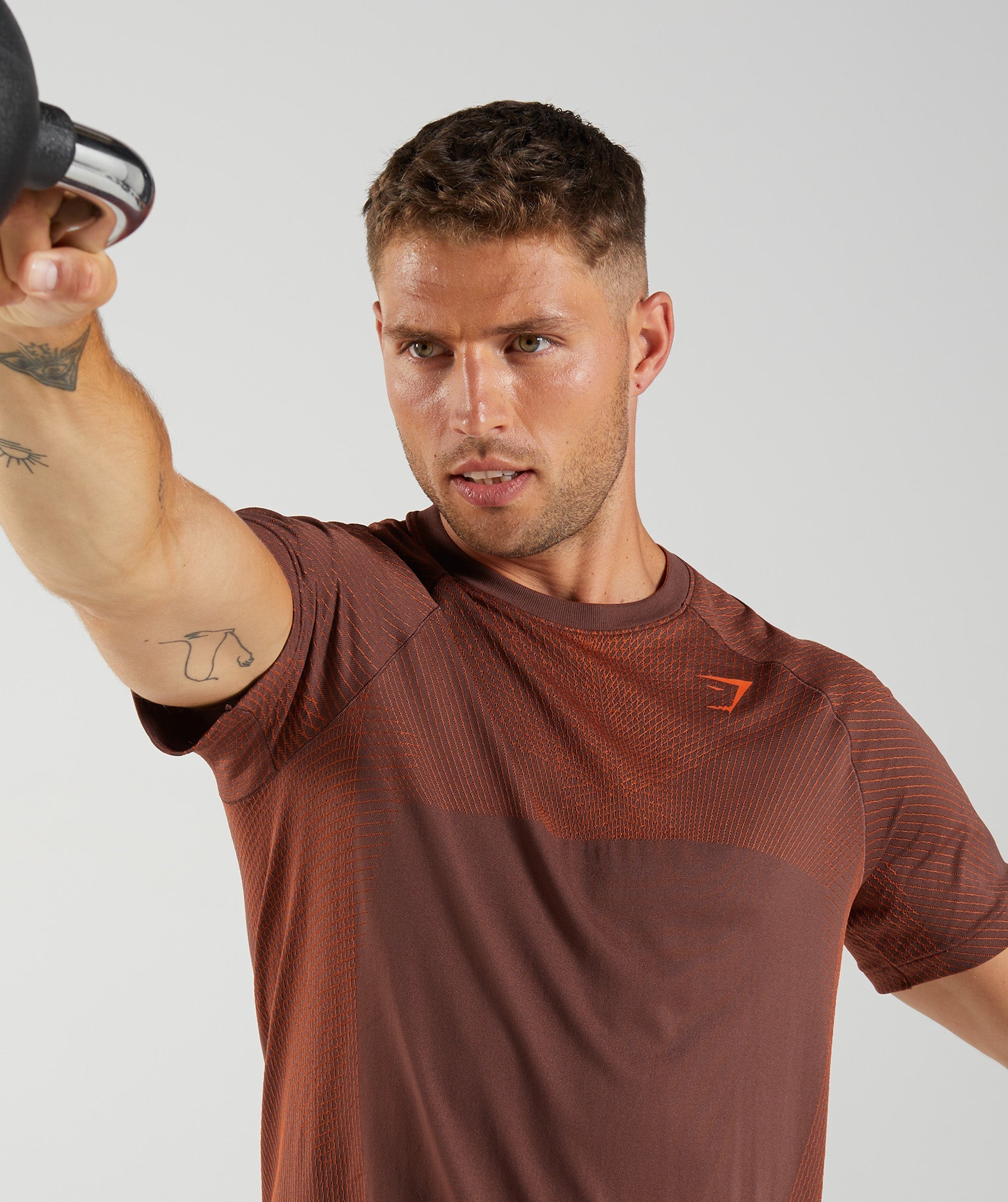 Apex Seamless T-Shirt in Cherry Brown/Pepper Red - view 3