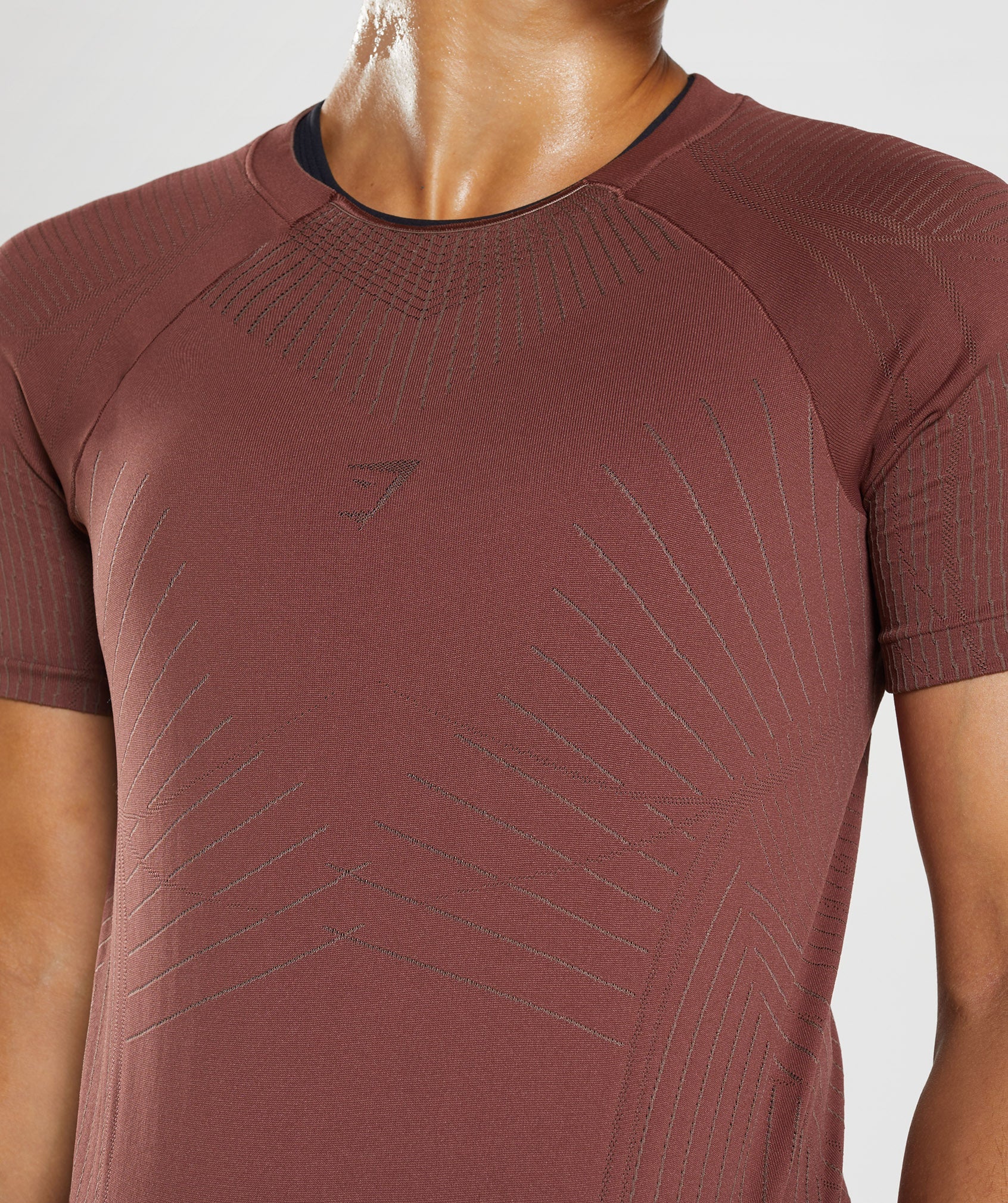Apex Seamless Top in Cherry Brown/Truffle Brown - view 6