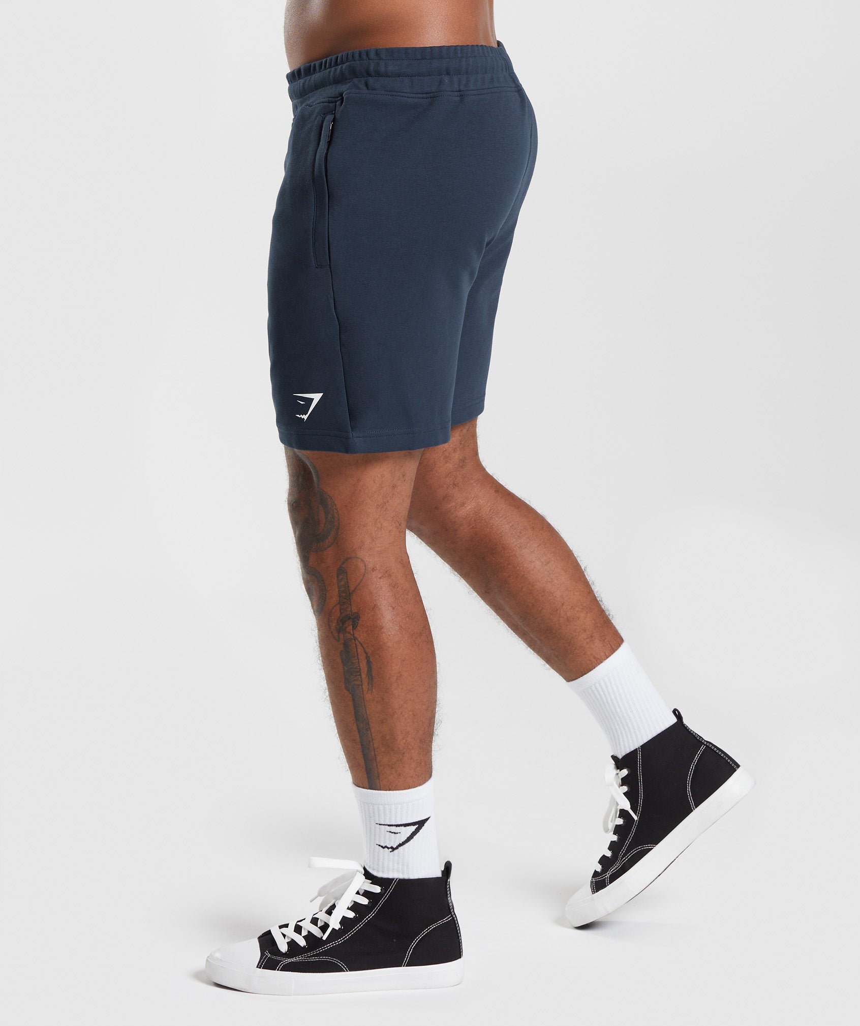 React 7" Shorts in Navy - view 3