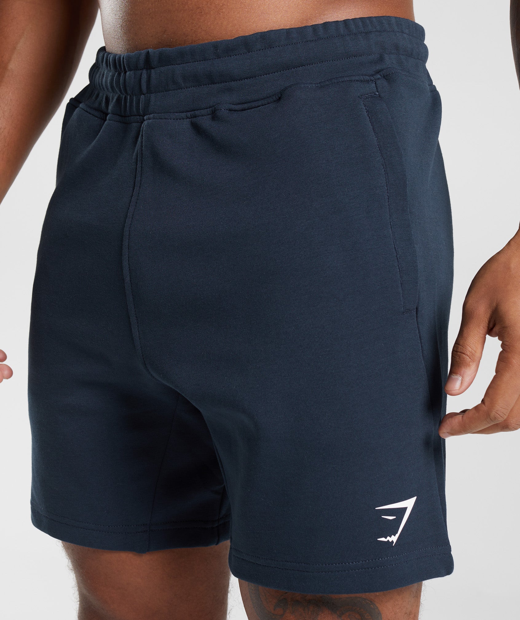 React 7" Shorts in Navy - view 5