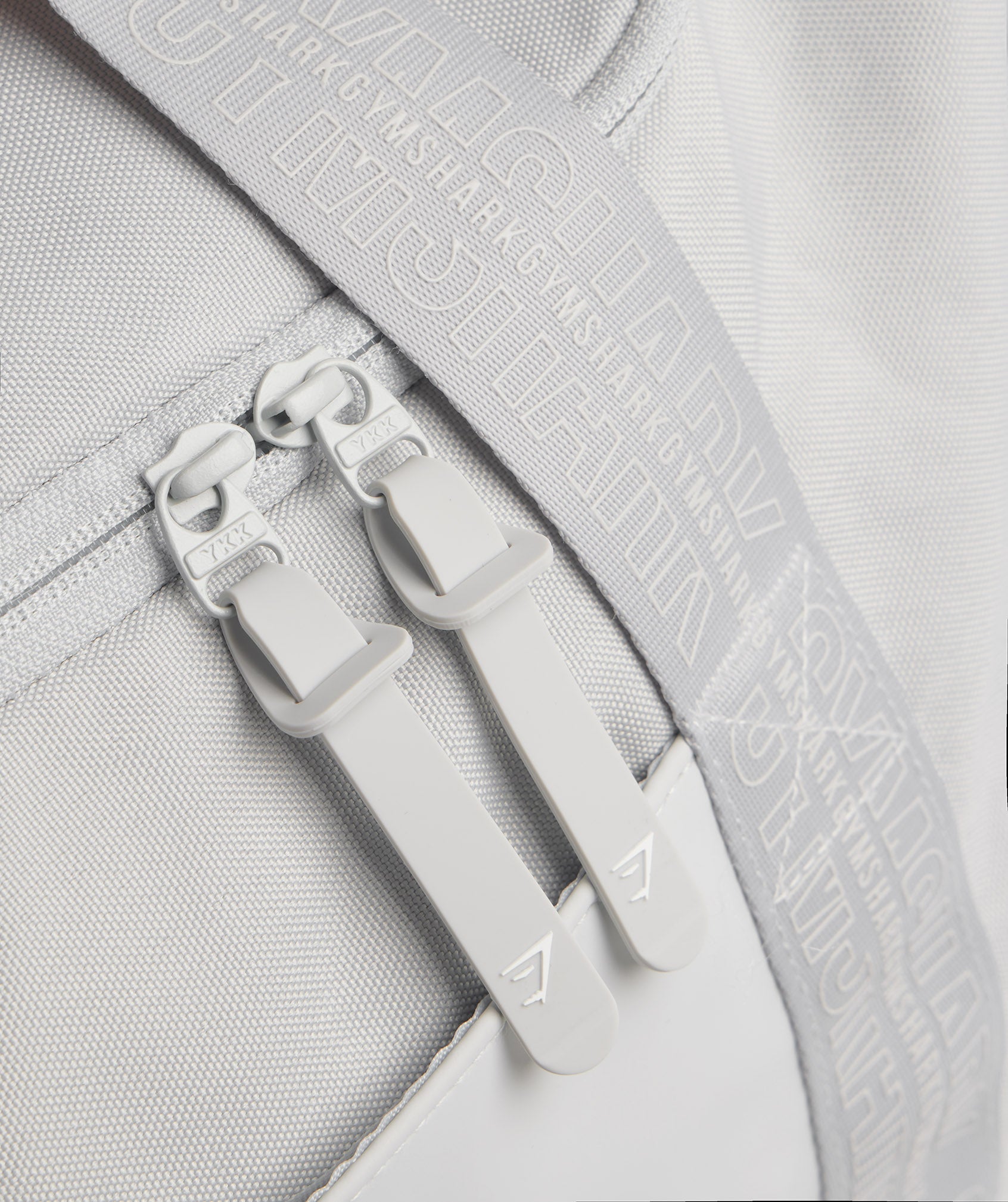 Medium Everyday Holdall in Light Grey - view 3