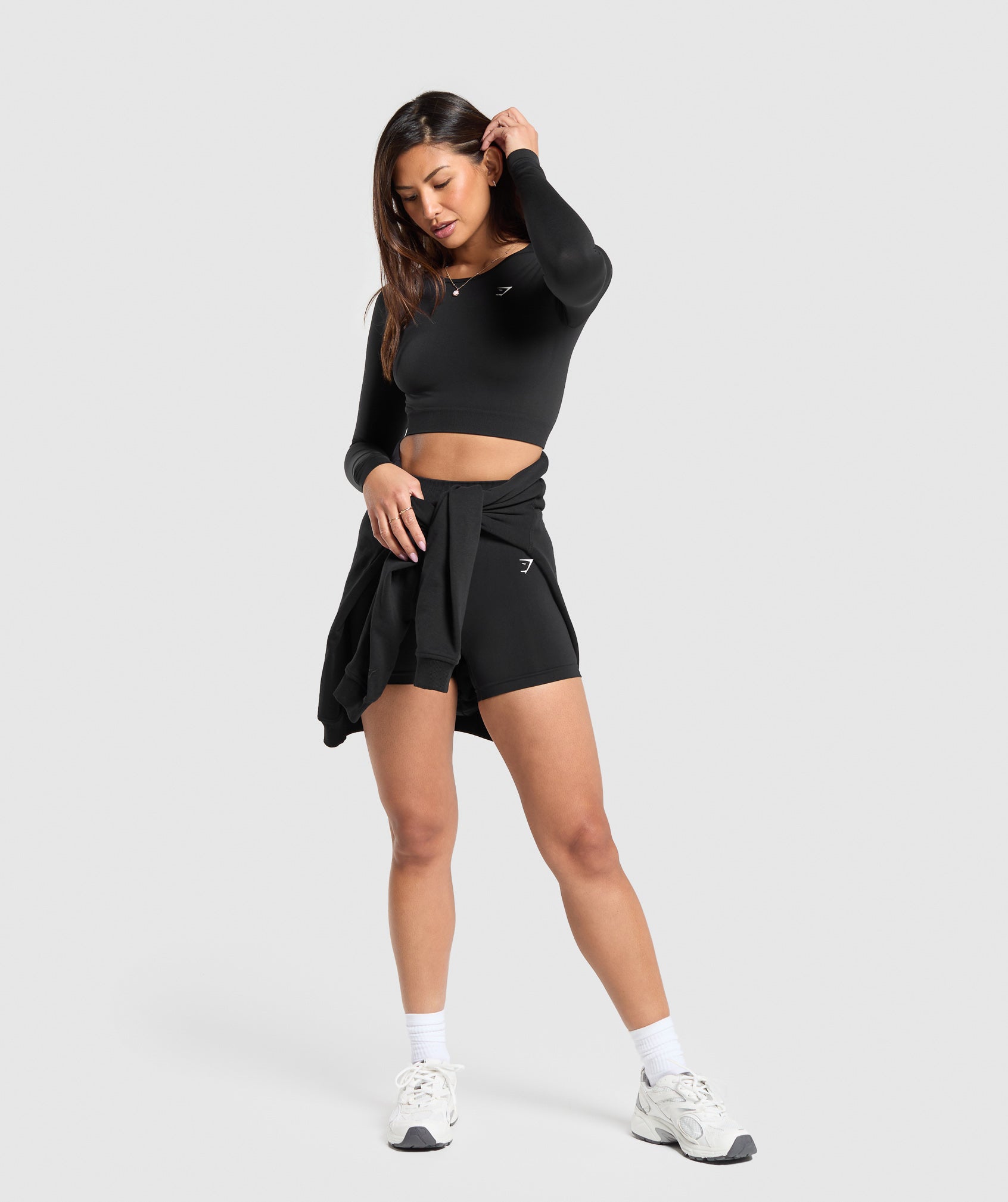 Everyday Seamless Long Sleeve Crop Top in Black - view 4