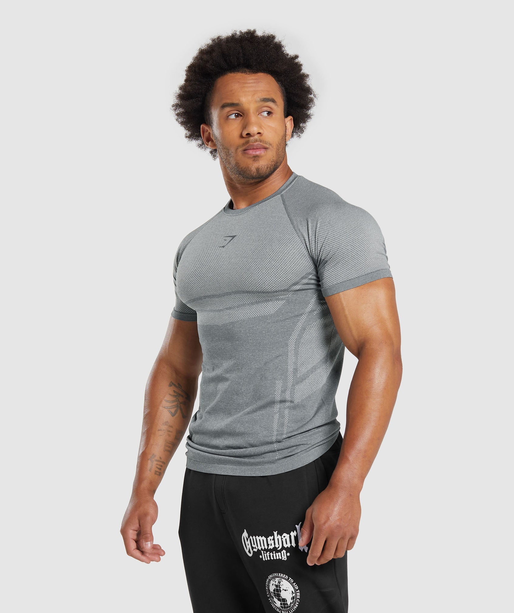 Elite Seamless T-Shirt in Pitch Grey/Light Grey - view 3
