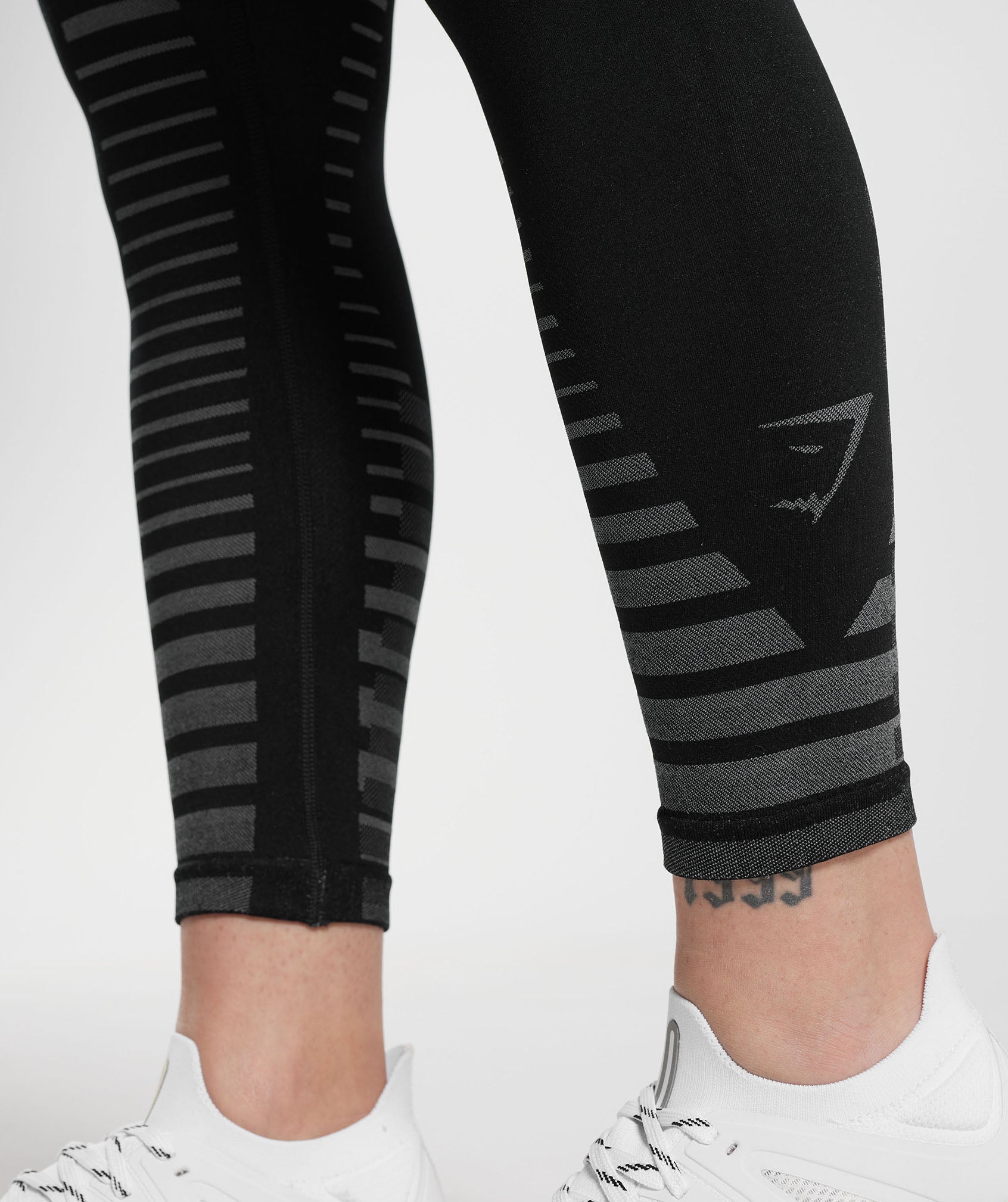 Apex Limit Leggings in Black/Light Grey - view 5