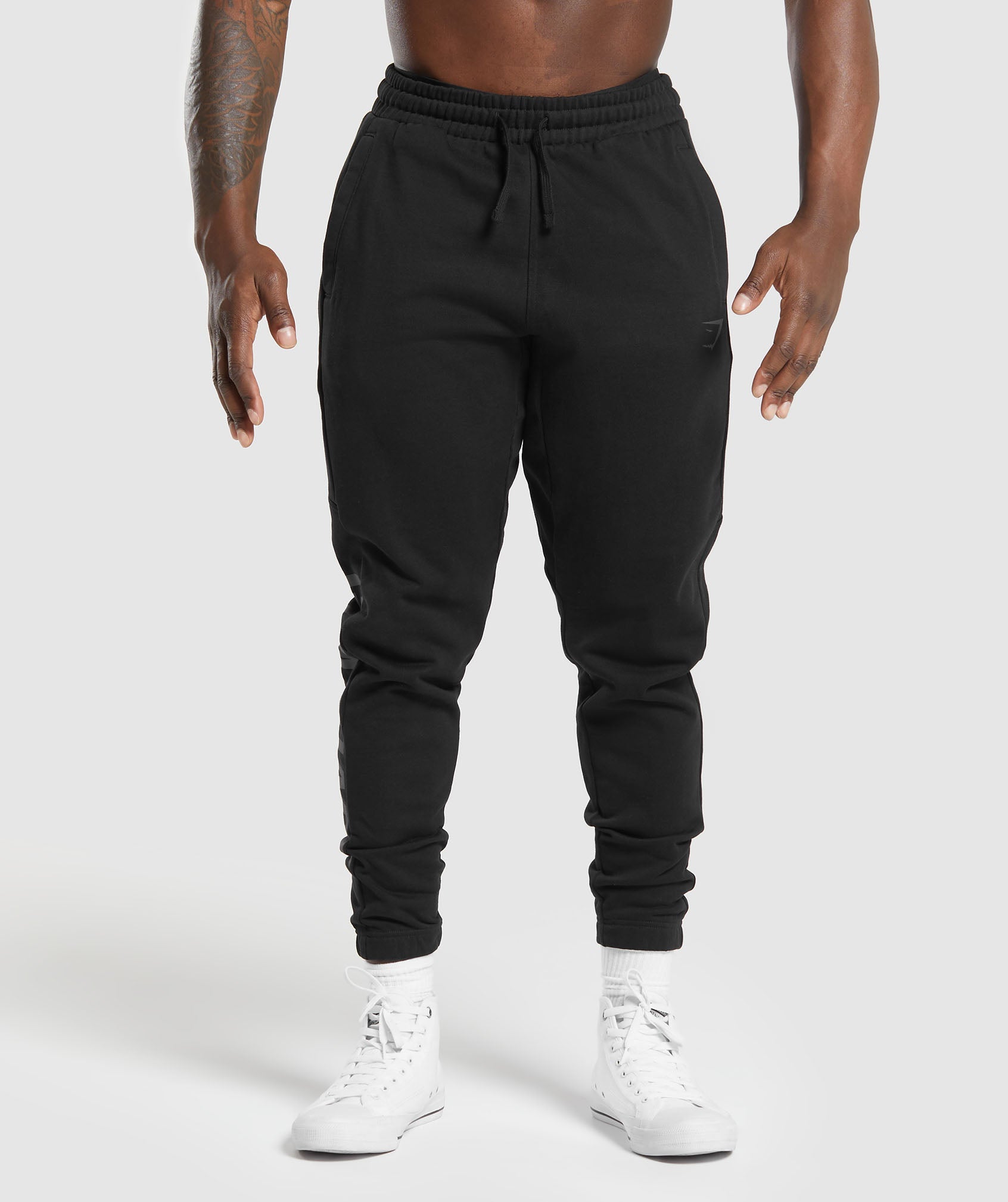 Gymshark Crest Joggers - Camo Brown