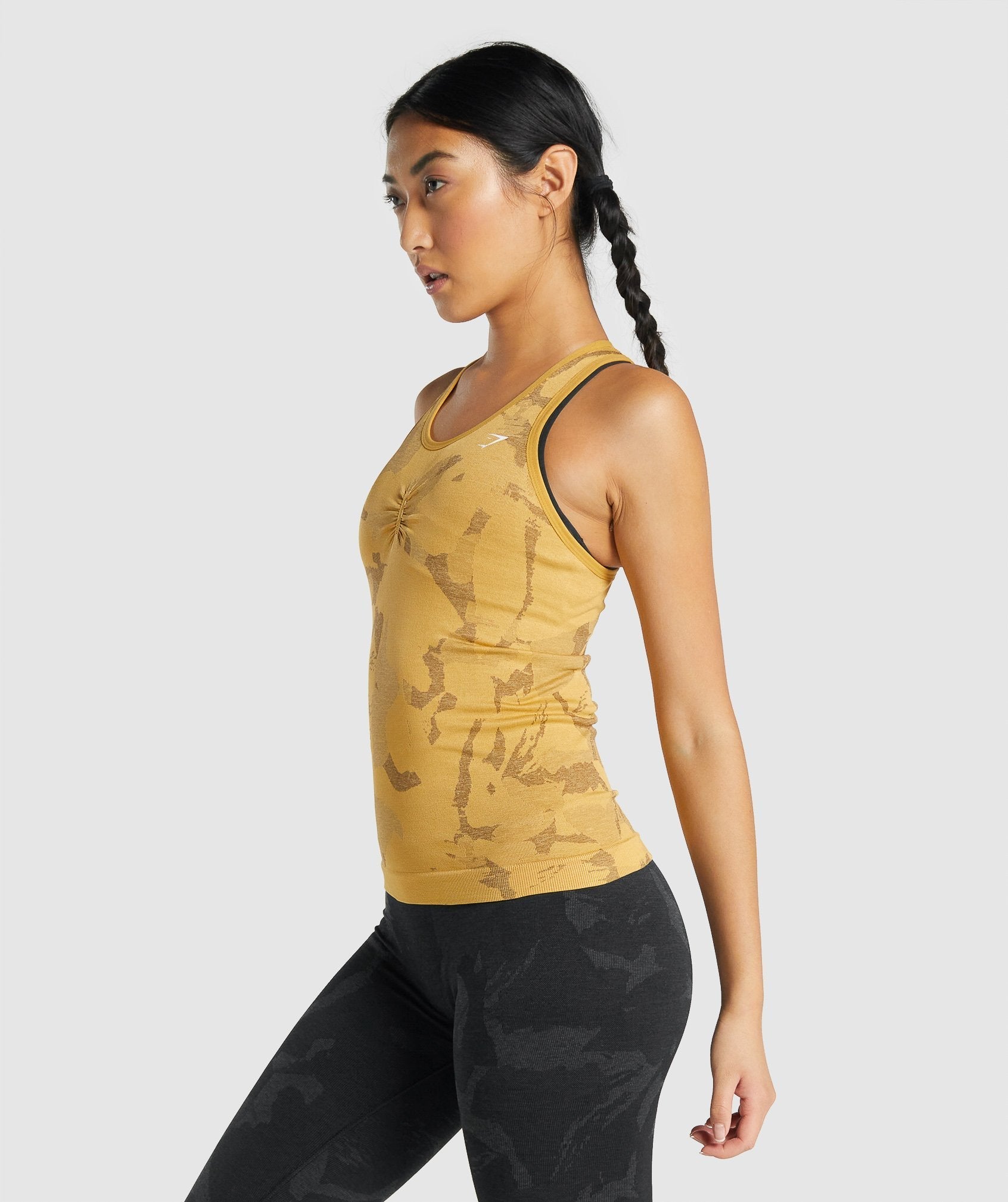 Adapt Camo Seamless Tank in Savanna | Yellow