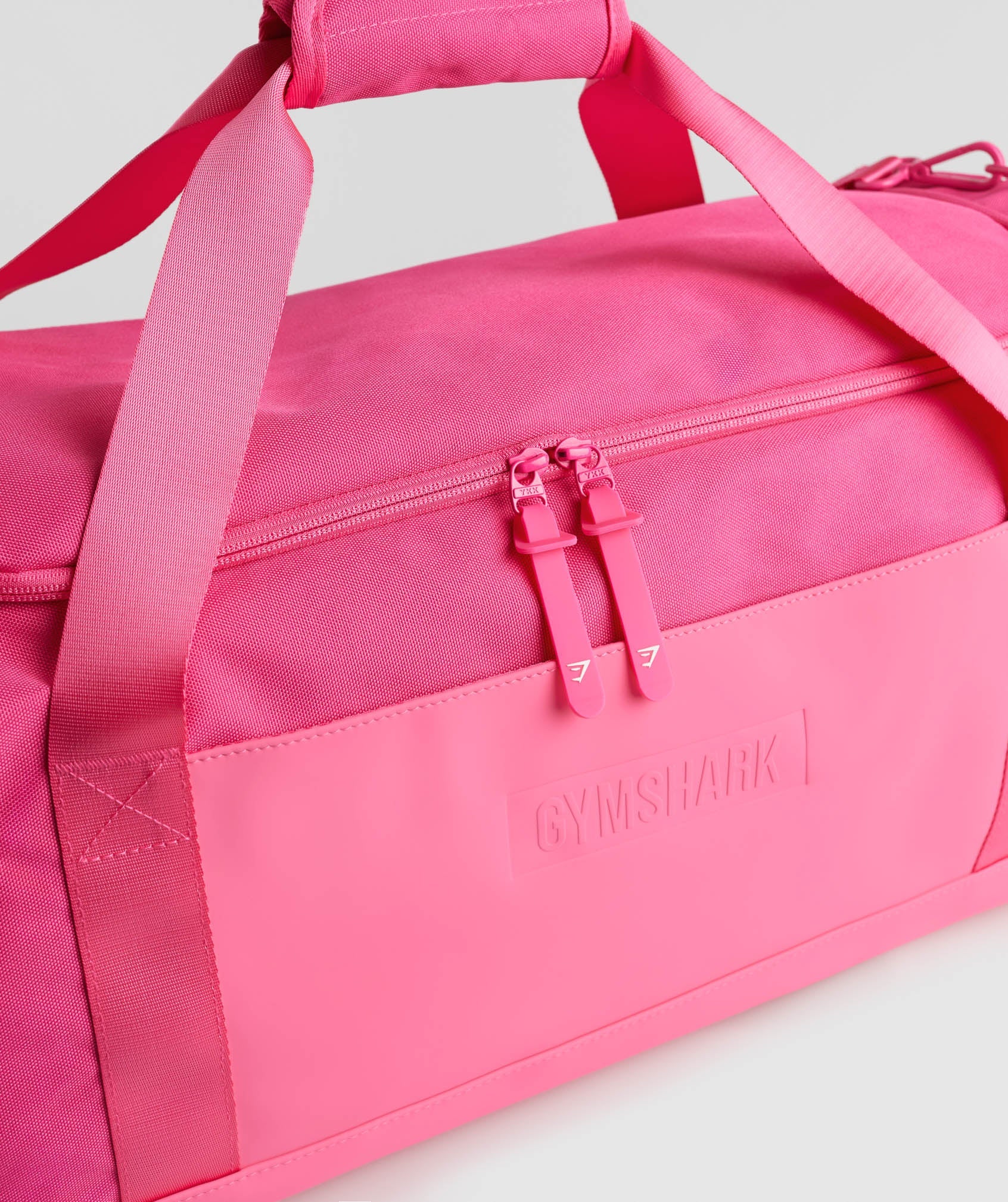 Medium Everyday Holdall in Bright Fuchsia