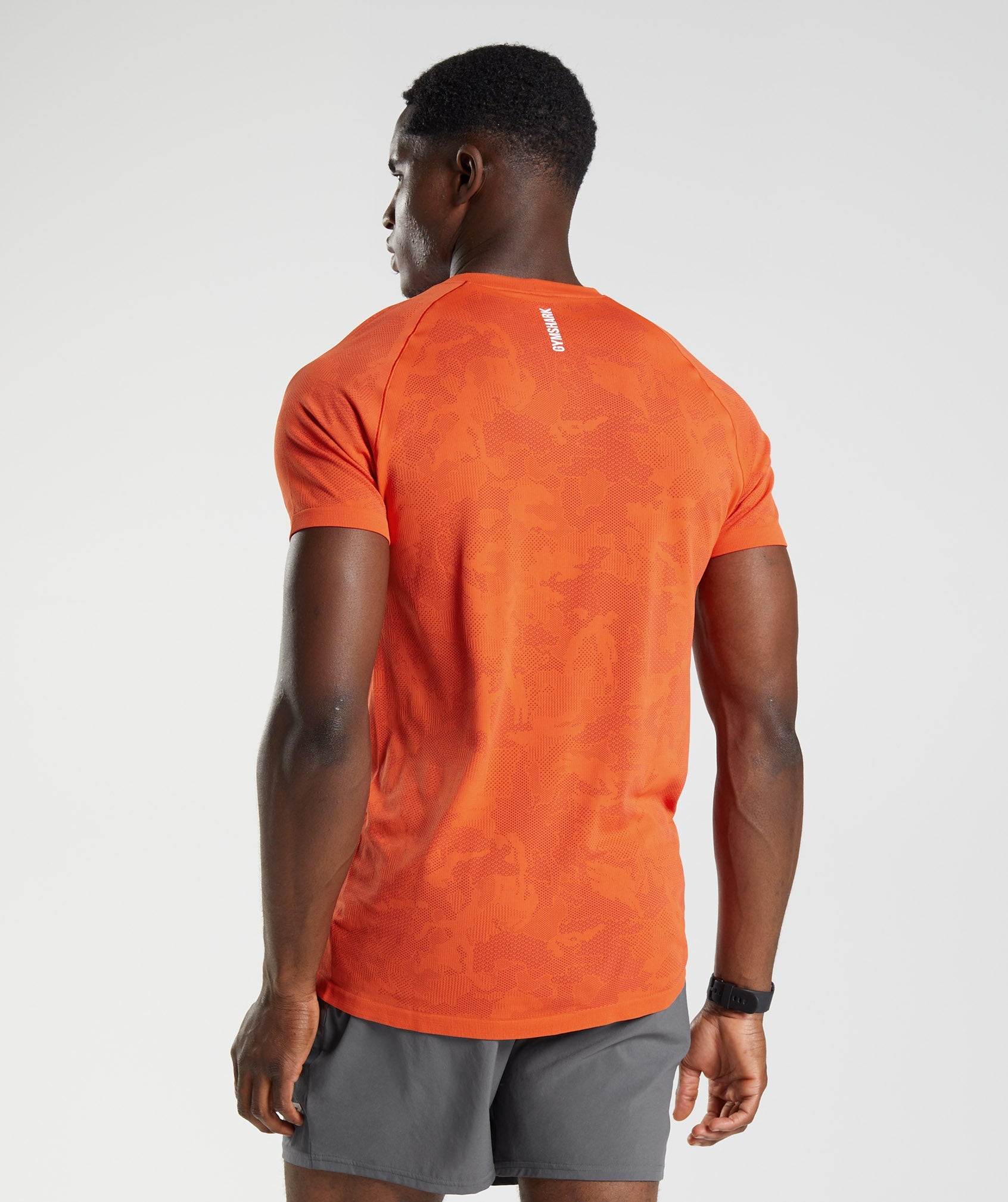 Geo Seamless T-Shirt in Pepper Red/Salsa Red