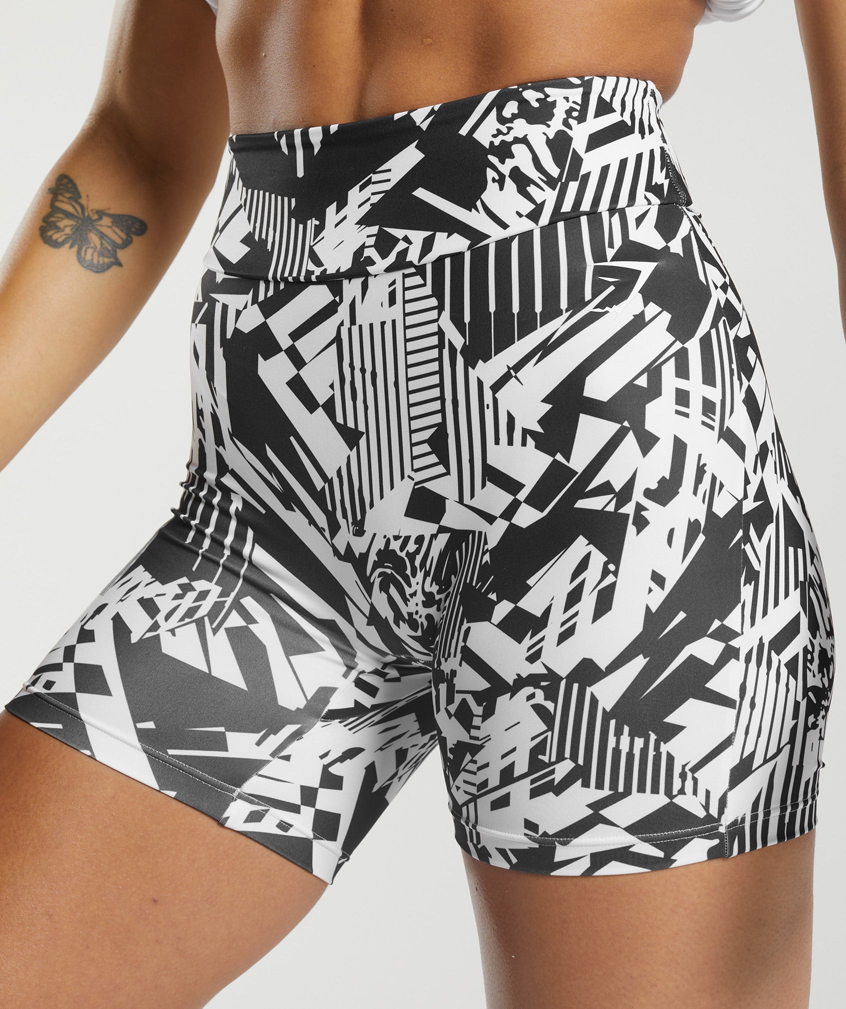 GS Power Original Tight Shorts in Black Print