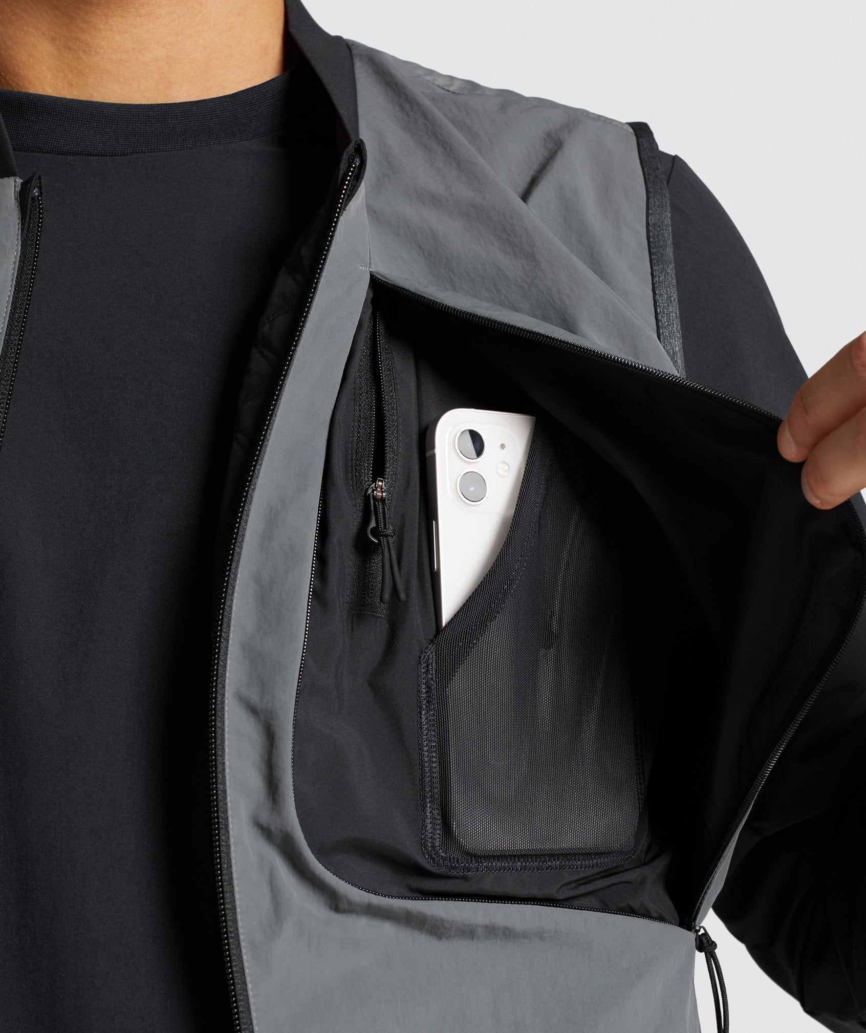 Retake Reversible Vest in Charcoal/Black - view 7