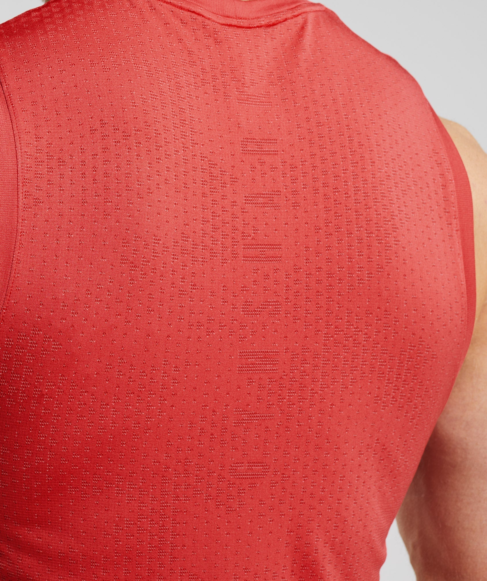 Sport Seamless Tank in Parrot Red/Rhubarb Red