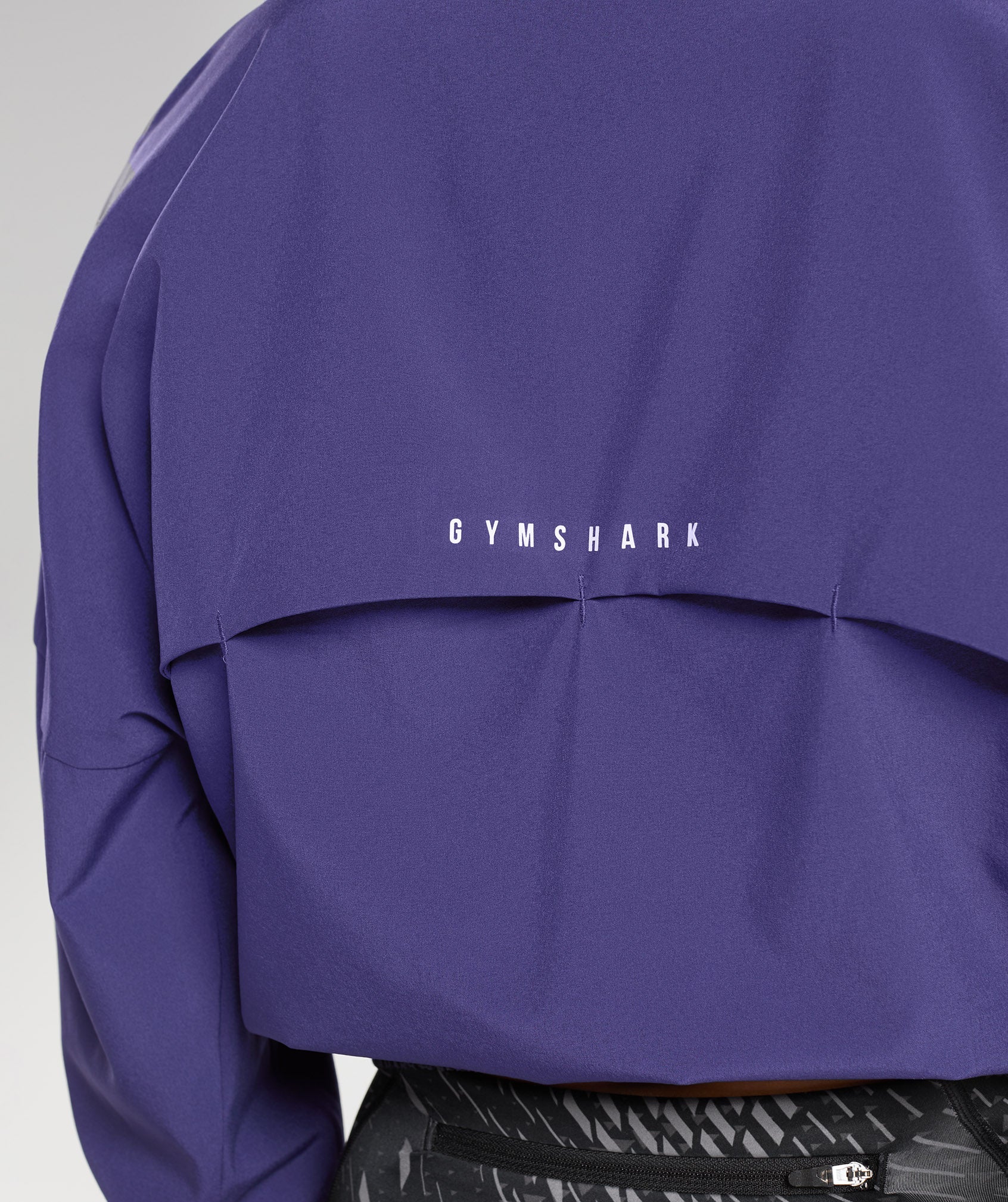 Sport Windbreaker in Neptune Purple