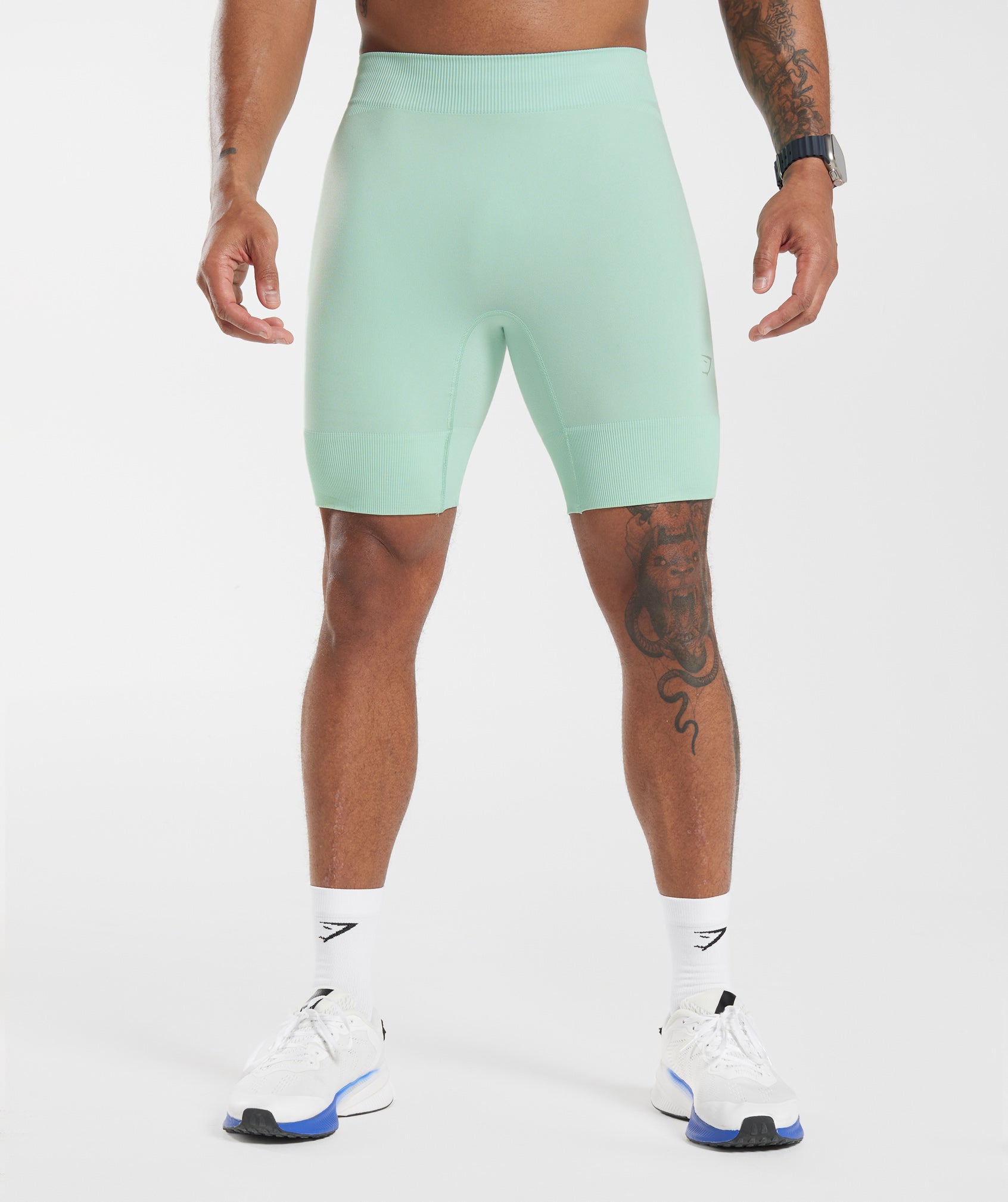 Running Seamless 7" Shorts in Pastel Green - view 1