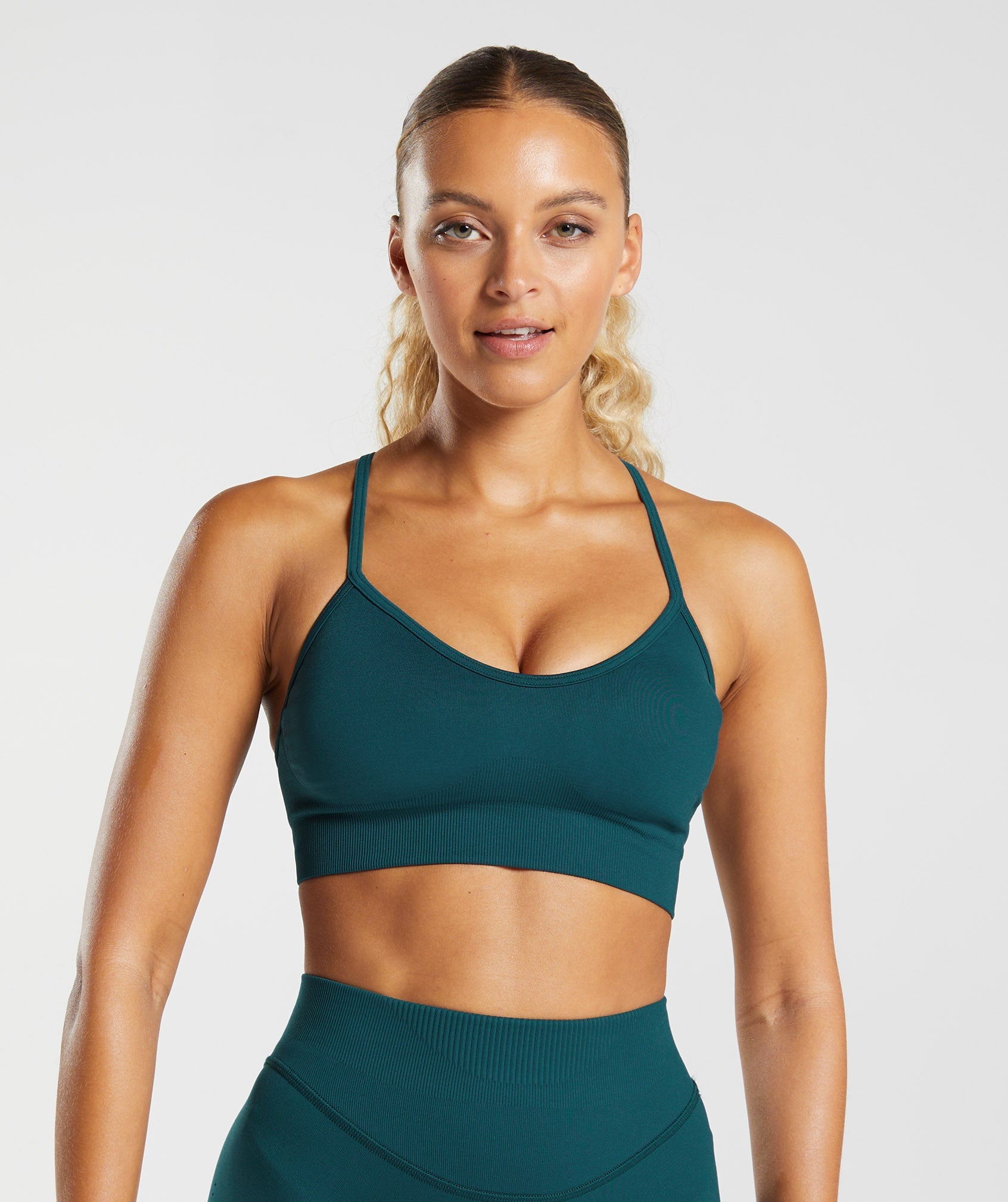 Sweat Seamless Sports Bra in {{variantColor} is out of stock