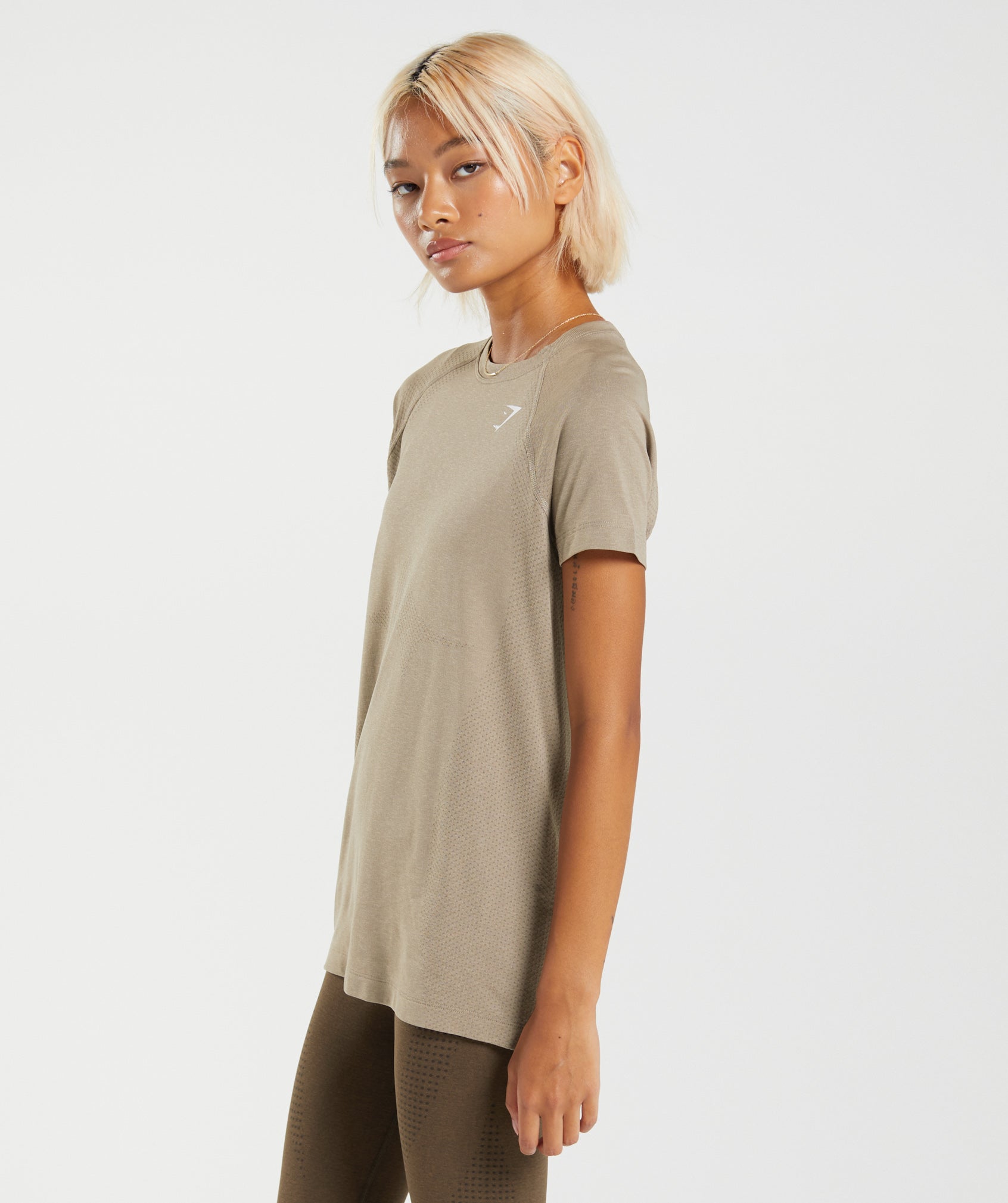 Vital Seamless 2.0 Light T-Shirt in Vanilla Brown Marl