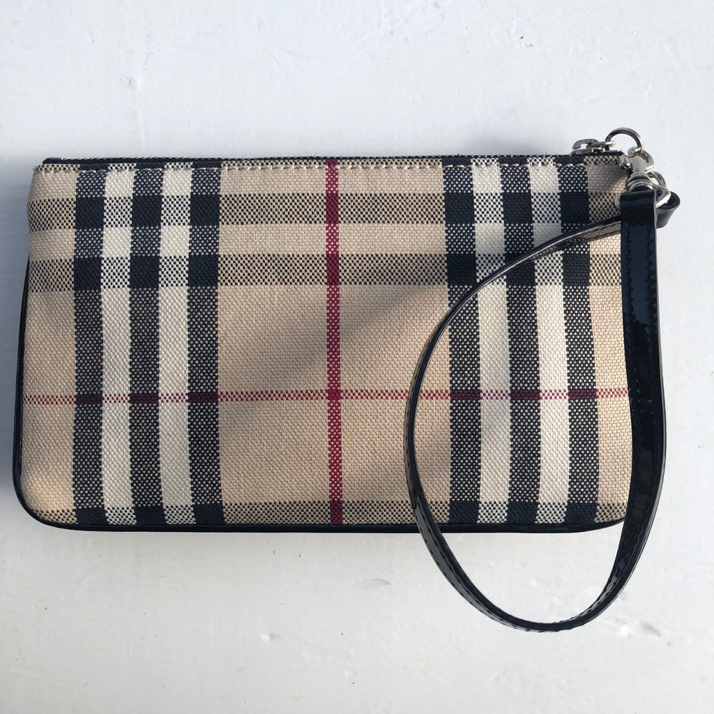 burberry wristlet price