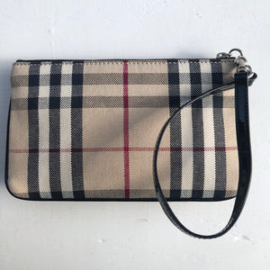 burberry wristlet clutch