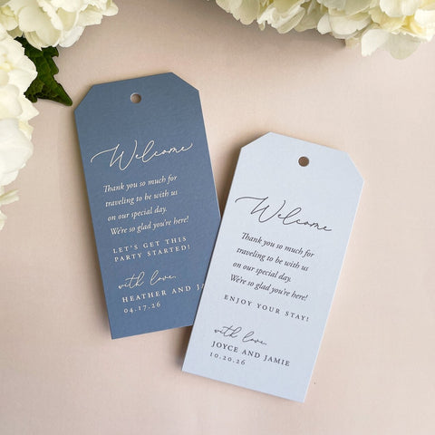 Welcome gift tags in blue