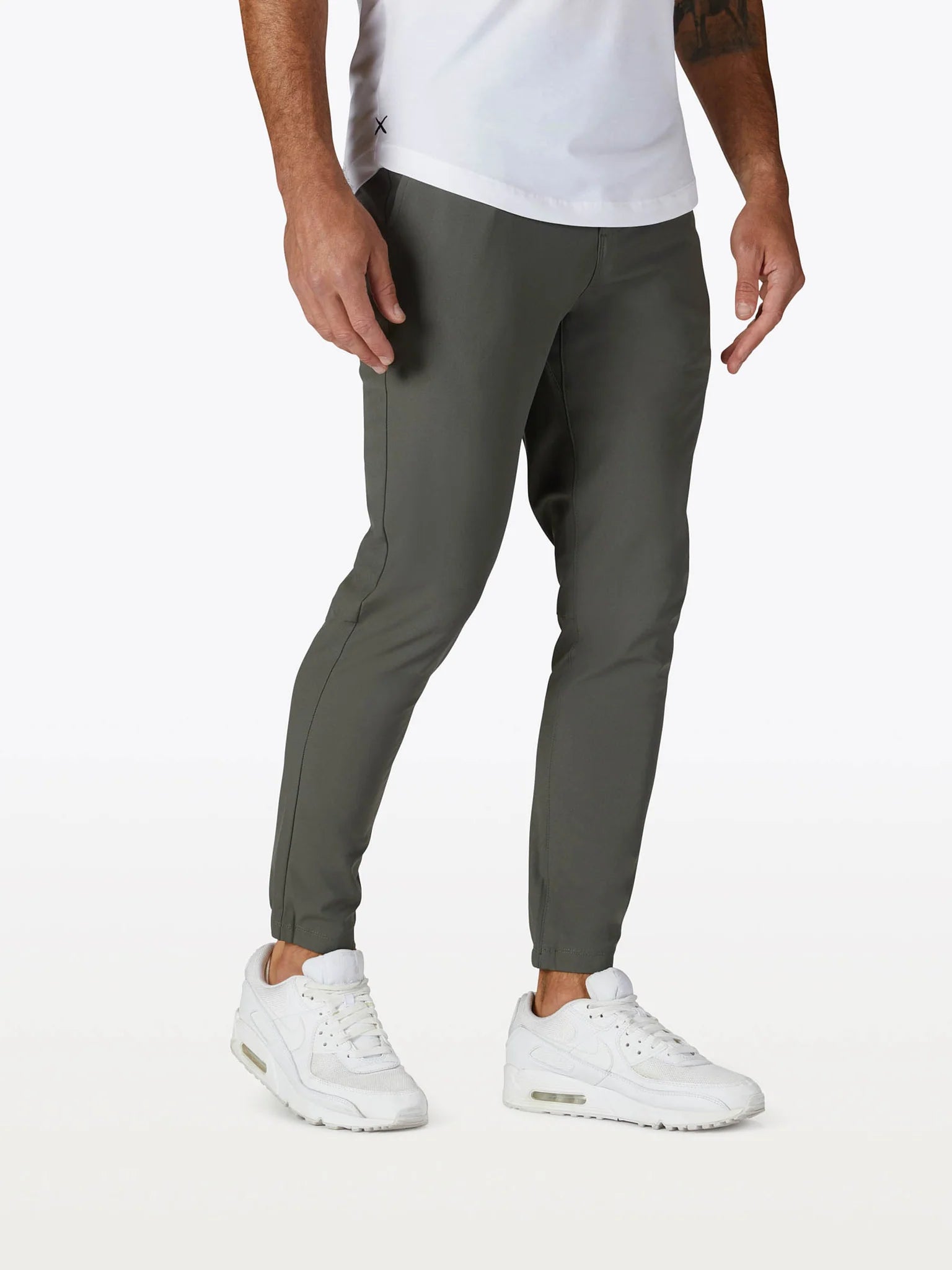 Product image - green joggers on model 