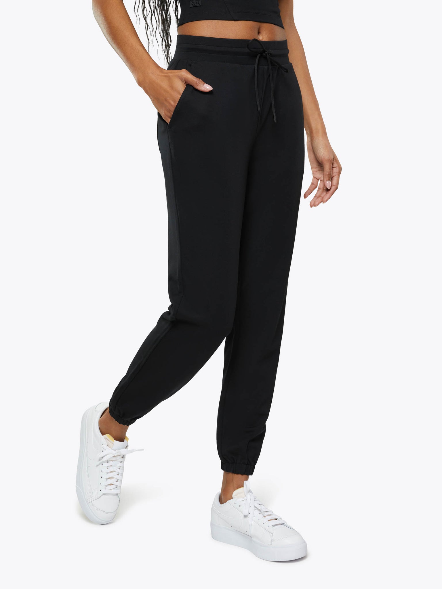 Gymshark Womens Black Drawstring Waist Tapered Leg Zip Pocket Joggers Pants  Sz L
