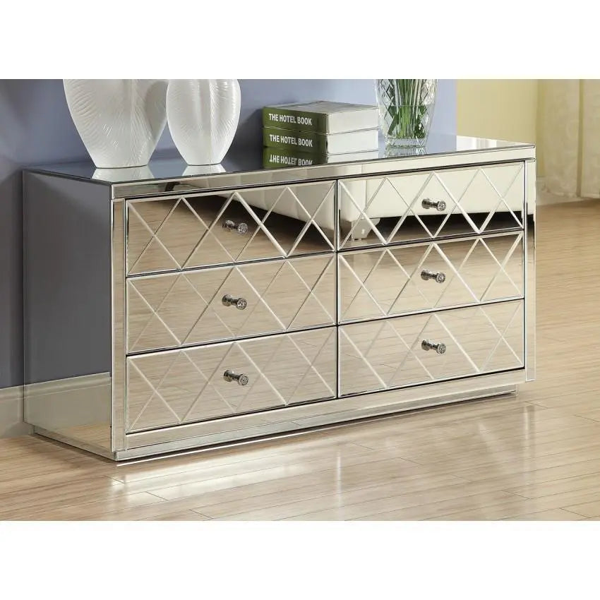 Featured image of post Mirrored Vanity Table With Drawers / 2 in 1 multifunctional design, both vanity table and computer desk.