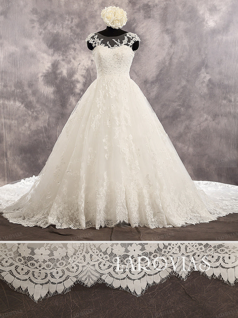 lace bodice tulle skirt wedding dress