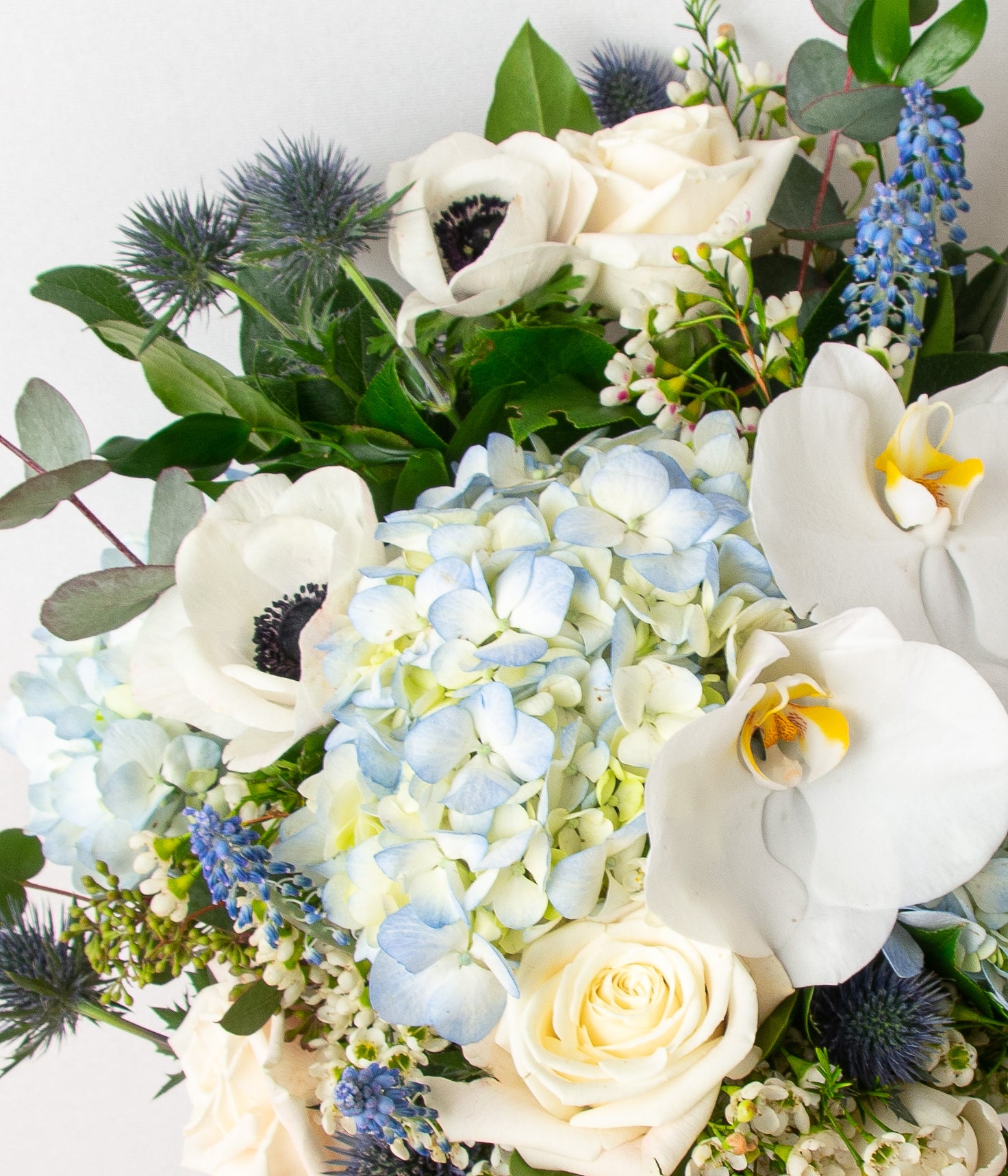 Bouquet - Blues & Whites-image-2