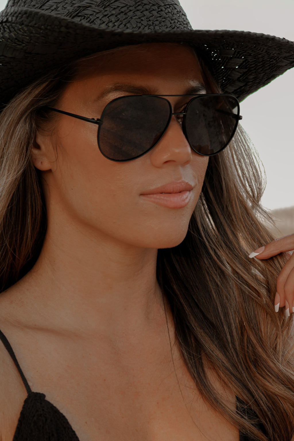 Roxy Black Lauren Sunglasses in Nicole –
