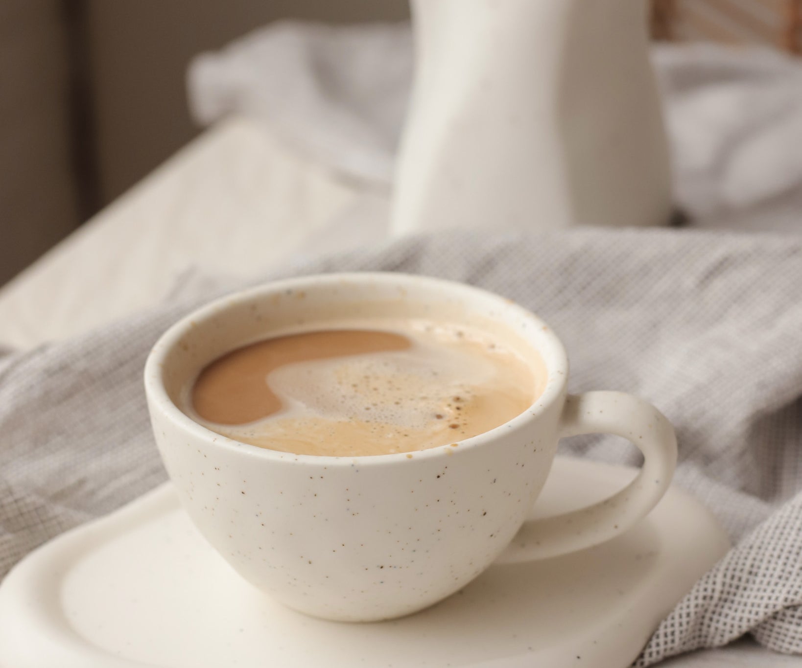 Tasse à cappuccino mouchetée – Moi d'abord