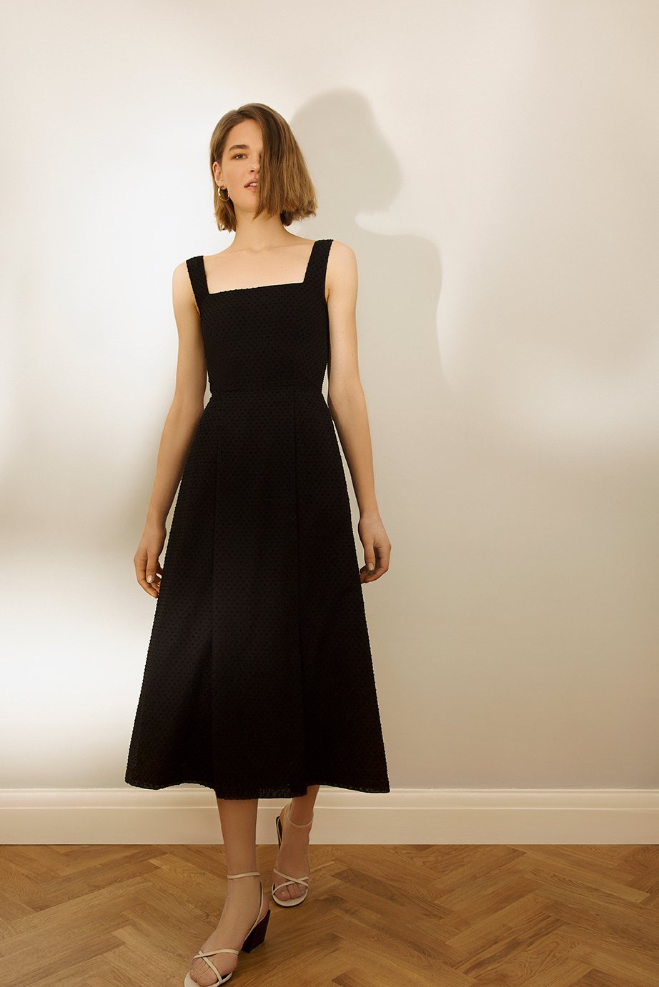 Sophia Cotton Midi Dress in PURE BLACK