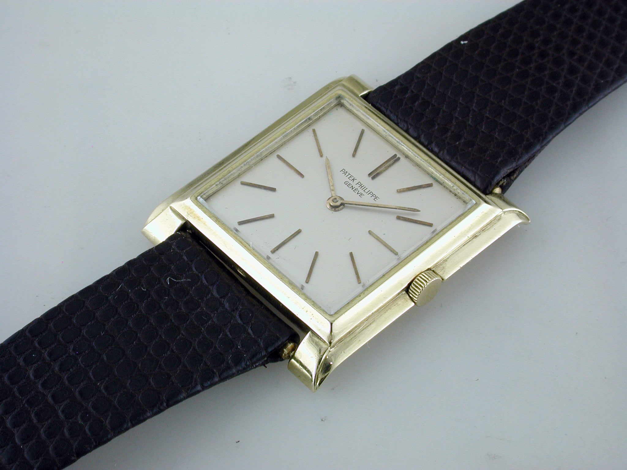 Pre-owned Estate Vintage Patek Philippe Geneve 18K Yellow Gold Square ...