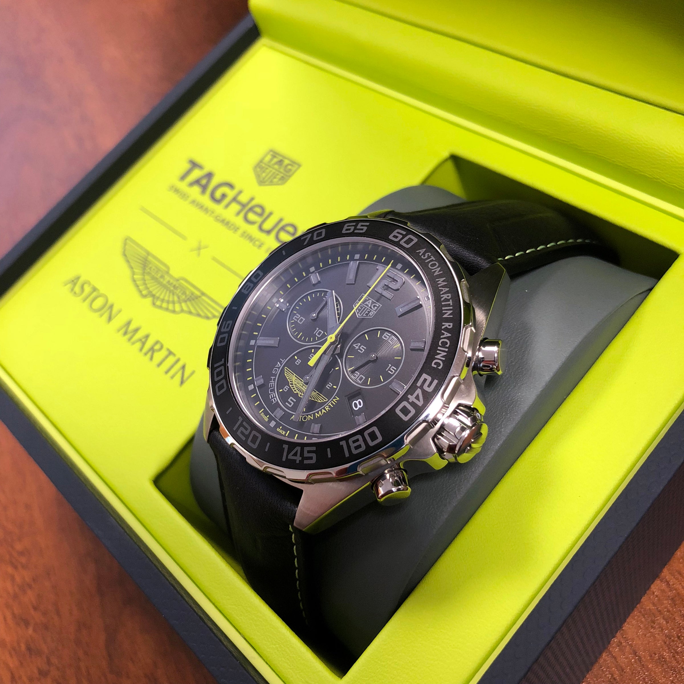 tag heuer formula 1 aston martin special edition