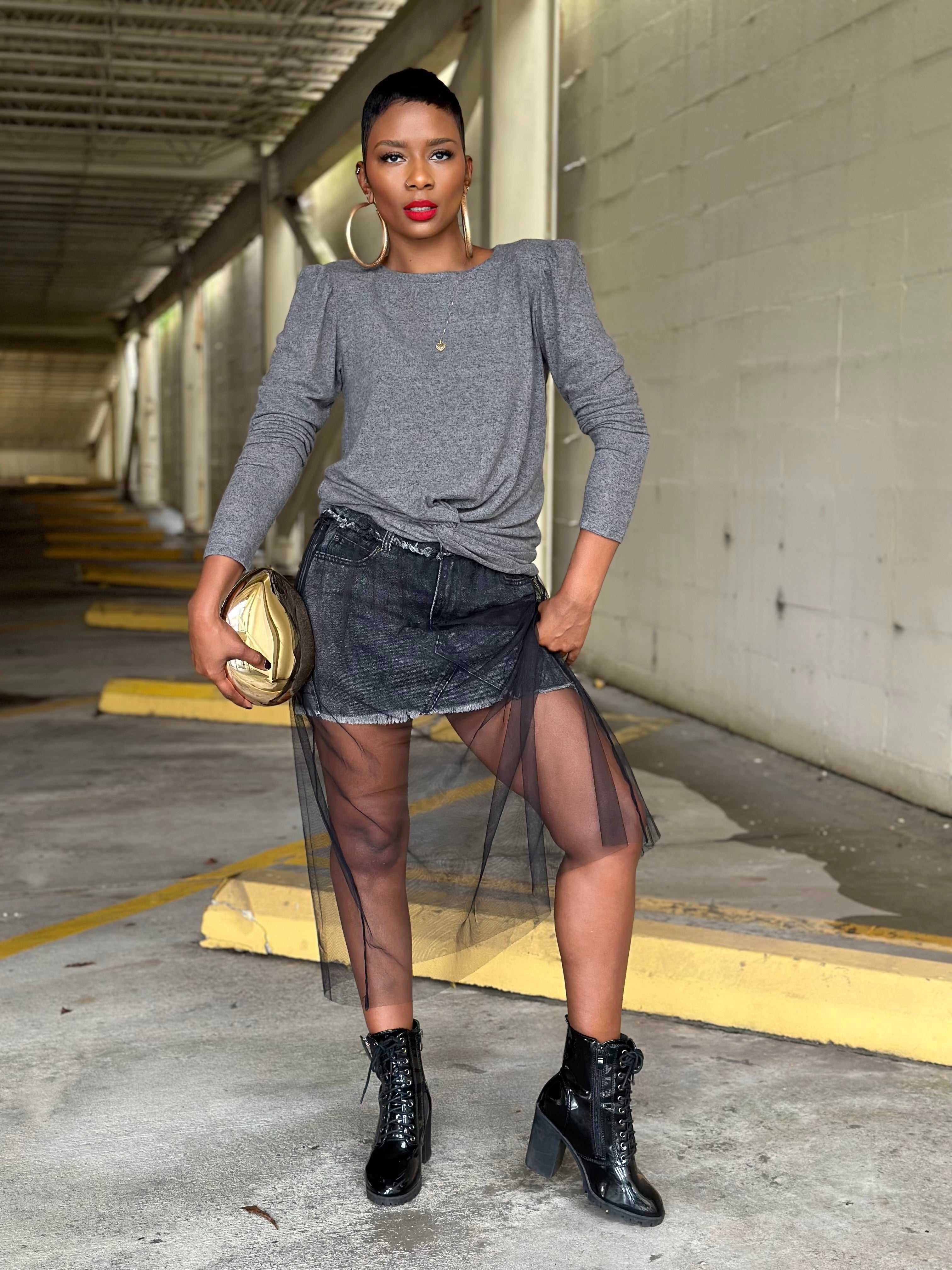 BLOWOUT!! “Twisted” Top