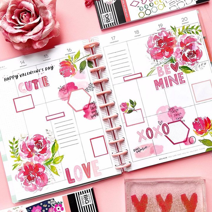 @happy_planner_cindy Valentine's Day Planner Spread