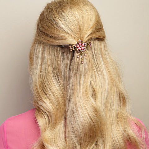 Hair-Claws-3-easy-Hairstyles-Half-Up-Half-Down-Hairstyle-Pink-Hair-Claw