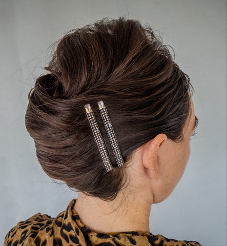 Hair-Slides-Styling-Guide-5-Ways-To-Wear-Them-Twisted-UpDo