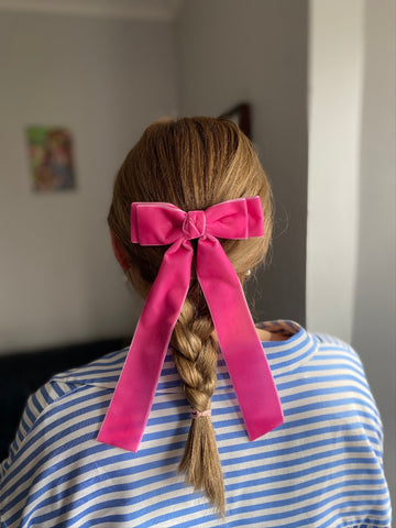 Hairstyles-For-Fine-Hair-Hot-Pink-Hair-Bow-Velvet-With-Braid