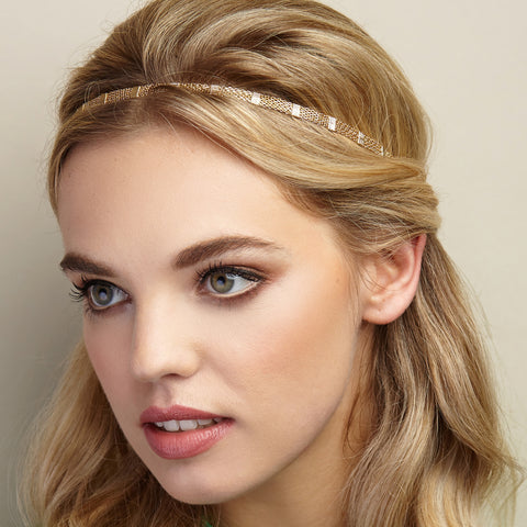 Gold-Luxe-Chain-Headband-Hairstyle