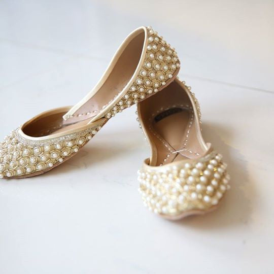 bridal khussa shoes