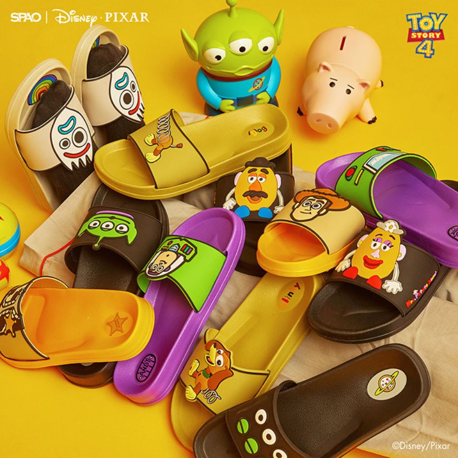 toy story flip flops