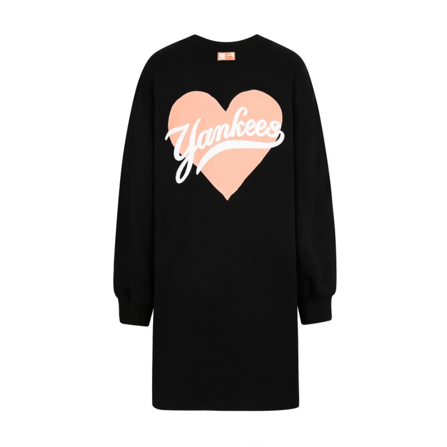 mlb sweatshirt with heart