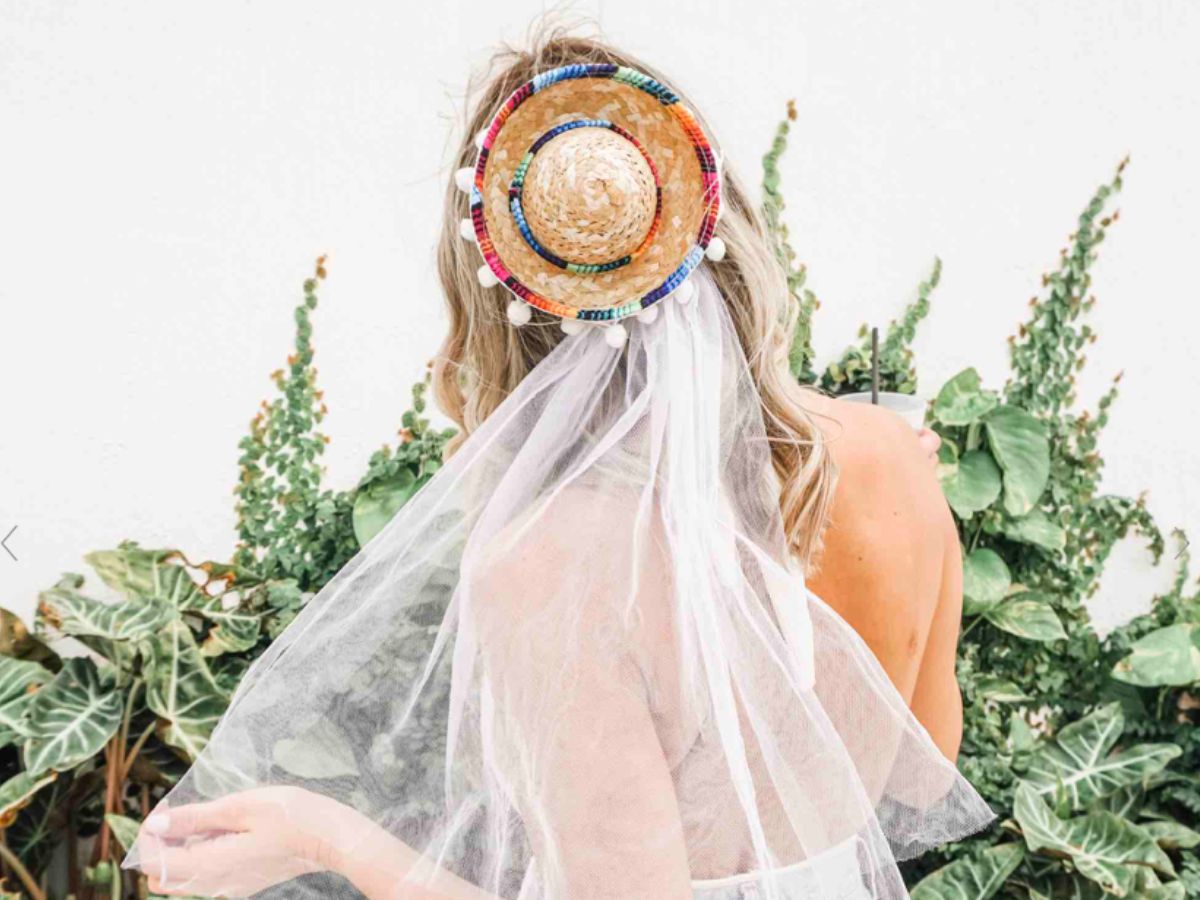 How to Plan the Perfect Palm Springs Bachelorette Party - Mini Sombrero with Pom Moms