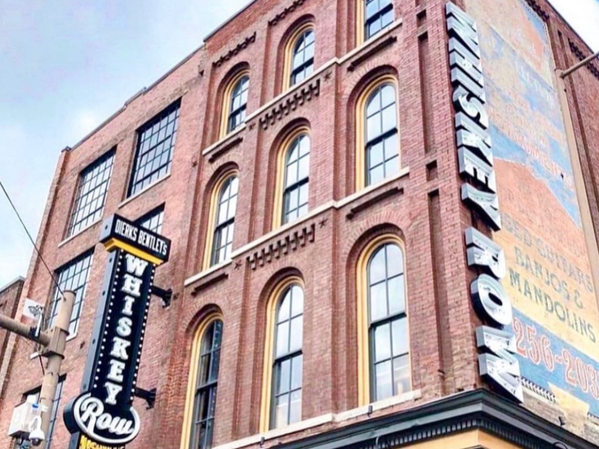 Nashville Bachelorette Party Bars - Whiskey Row