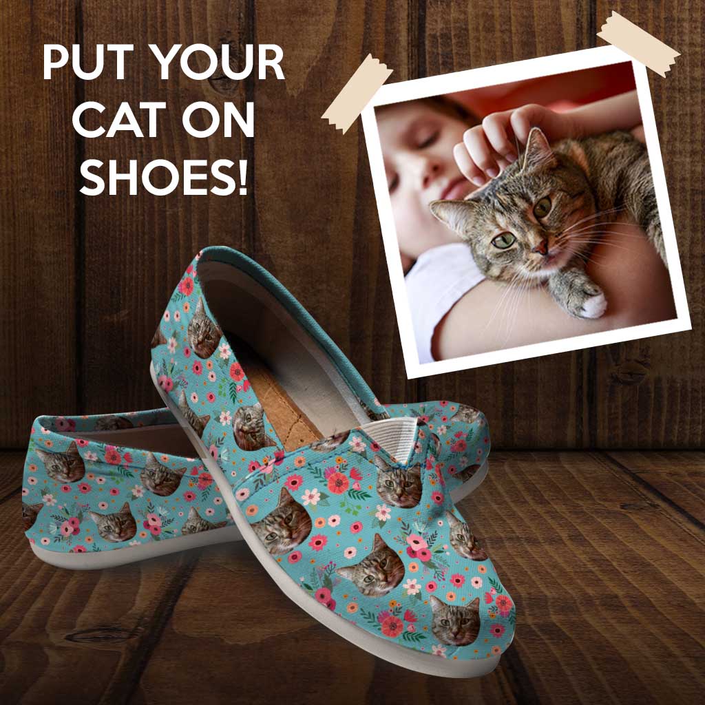 shoes with cat faces on them