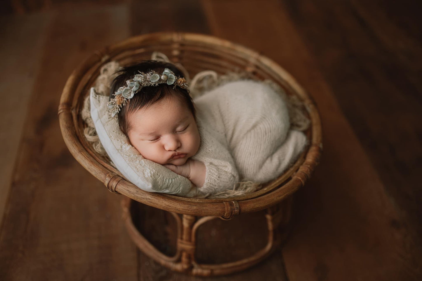 papasan chair newborn photography