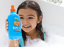 WOW Skin Science Kids Orange 3 in 1 Tip to Toe Wash - Shampoo + Conditioner + Bodywash step3